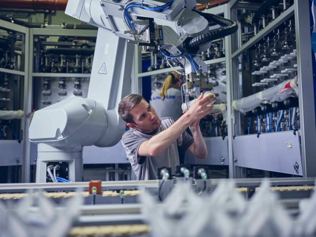 hollow fiber filter assembly line integrited with robot